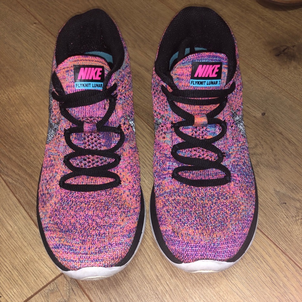 Nike Women’s Flyknit Lunar3 Running Shoe